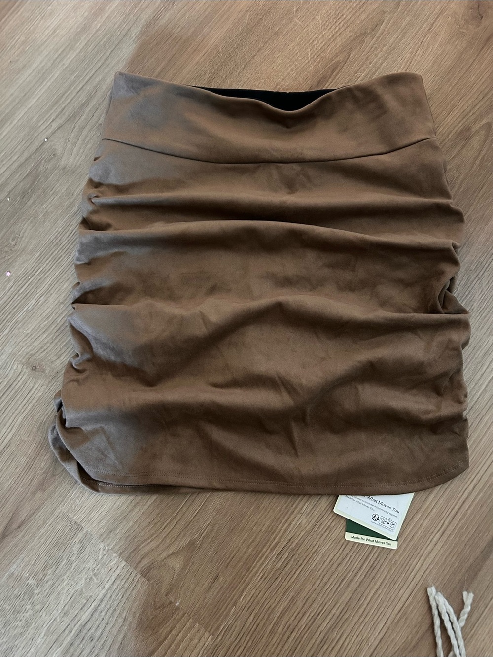 HALARA Brown Ruched Mini Skirt with Hidden Shorts